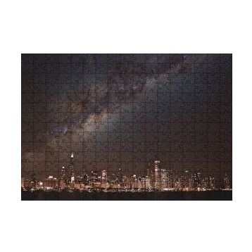 Cakapuzzle Şehrin Gece Manzarası ve Gökyüzünde Samanyolu 120 Parça Ahşap Puzzle