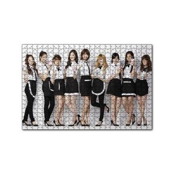 Cakapuzzle Siyah Beyaz Girls Generation Kızlar 120 Parça Ahşap Puzzle