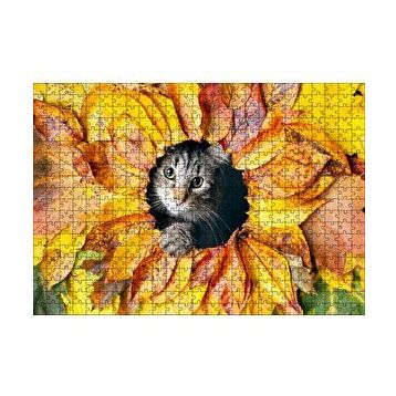 Cakapuzzle Sonbahar Rengi Yapraklar Arasındaki Kedi 120 Parça Ahşap Puzzle