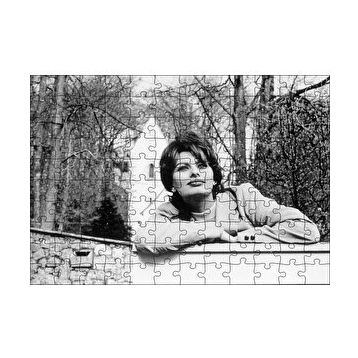 Cakapuzzle Sophia Loren Huzurlu 120 Parça Ahşap Puzzle