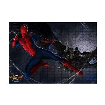 Cakapuzzle Spiderman Eve Dönüş Kompozisyon 120 Parça Ahşap Puzzle