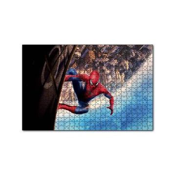 Cakapuzzle Spiderman Hayata Tutunmak 120 Parça Ahşap Puzzle