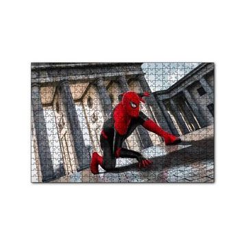 Cakapuzzle Spiderman Sütunlar Arasında 120 Parça Ahşap Puzzle