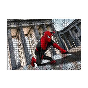 Cakapuzzle Spiderman Sütunlar Arasında 120 Parça Ahşap Puzzle