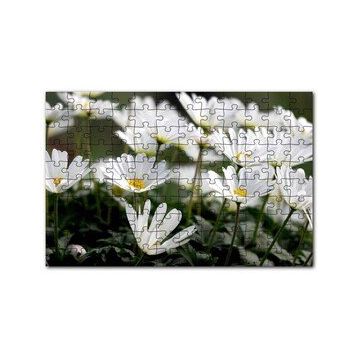 Cakapuzzle Taçlı Beyaz Dağ Laleleri Yakın Çekim 120 Parça Ahşap Puzzle
