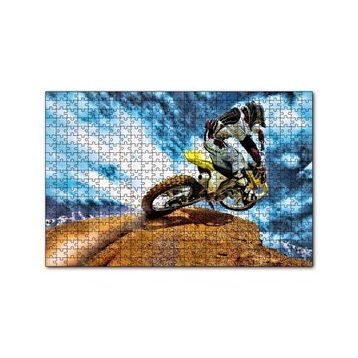Cakapuzzle Tepenin Üzerindeki Motokrosçu ve Bulutlar 120 Parça Ahşap Puzzle