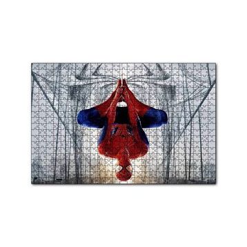 Cakapuzzle Ters Asılı Duran Spider Man 120 Parça Ahşap Puzzle