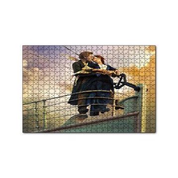 Cakapuzzle Titanic Rose ve Jack Güvertede 120 Parça Ahşap Puzzle