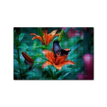 Cakapuzzle Truncu Lilyum Çiçeği Ve Mavi Kelebek Görseli 120 Parça Ahşap Puzzle