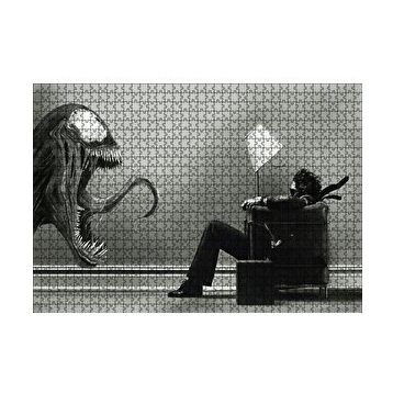 Cakapuzzle Venom ve Koltukta Oturan Adam 120 Parça Ahşap Puzzle