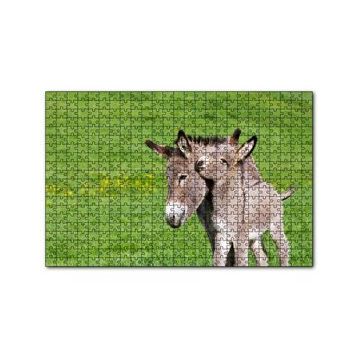 Cakapuzzle Yeşil Çayırda Gri Anne Eşek ve Sıpası 120 Parça Ahşap Puzzle