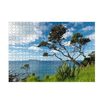 Cakapuzzle Yeşil Tepeden Deniz ve Bulutlar Manzarası 120 Parça Ahşap Puzzle