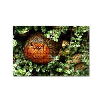 Cakapuzzle Yeşil Yapraklar Arasındaki Kızıl Kuş 120 Parça Ahşap Puzzle