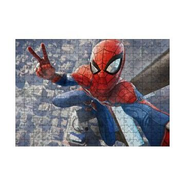 Cakapuzzle Zafer İşaretli Örümcek Adam 120 Parça Ahşap Puzzle