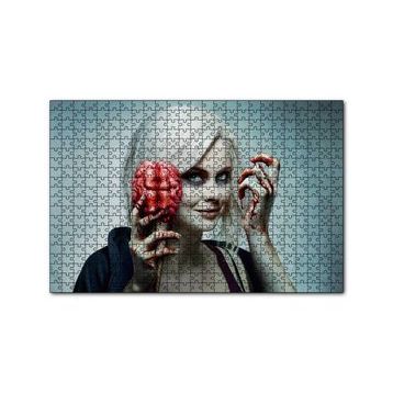 Cakapuzzle Zombi Kadın Beyin Dondurması Görseli 120 Parça Ahşap Puzzle