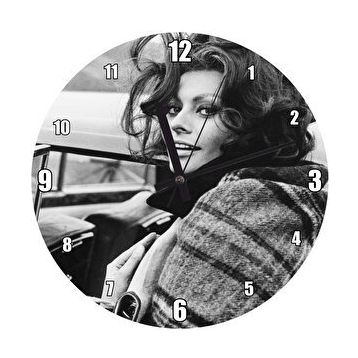 Cakasaat Sophia Loren Telefonda Duvar Saati