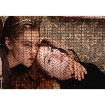 Cakatablo Titanic Rose ve Jack Kanepede 1000 Parça Puzzle