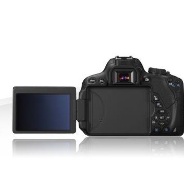 Canon EOS 650D 18-55mm IS III Lens DSLR Fotoğraf Makinesi