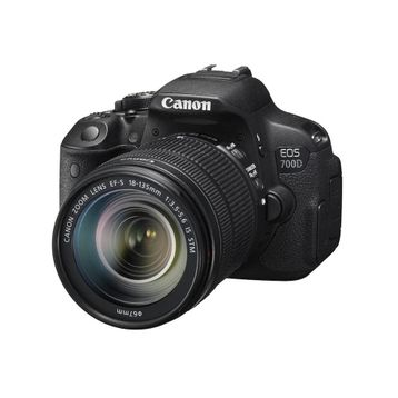 Canon EOS 700D 18-135 mm