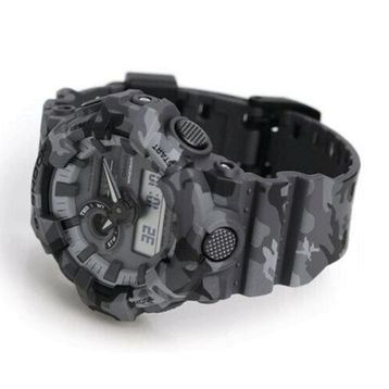 Casıo GA-700CM-8ADR G-Shock Erkek Kol Saatı