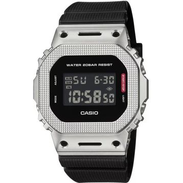 Casio GM-5600M-1DR Erkek Kol Saati