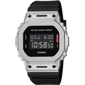 Casio GM-5600M-1DR Erkek Kol Saati