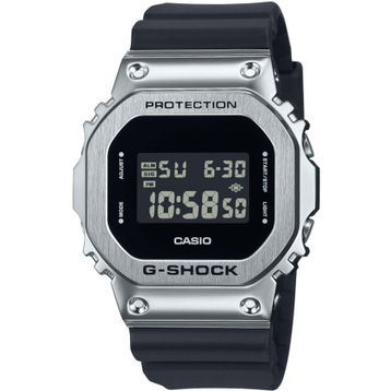 Casio GM-5600U-1DR Erkek Kol Saati