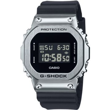 Casio GM-5600U-1DR Erkek Kol Saati