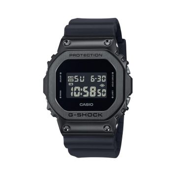 Casio GM-5600UB-1DR Erkek Kol Saati