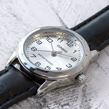 Casio LTP-V001L-7B Kadın Kol Saati