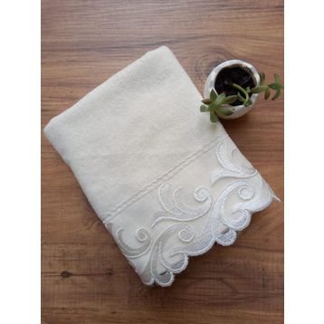 Çeyiz Bahçesi Berrin 50x90 cm Krem Kadife Havlu