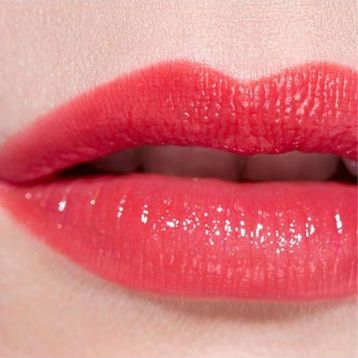 Chanel No:76 Enthusiams Rouge Coco Flash Ruj