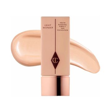 Charlotte Tilbury Light Wonder No:3 Fair Fondöten