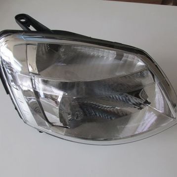 Cıtroen Berlıngo-2004-2009 Far Sağ Elektrikli-Motorlu H4 Lambası