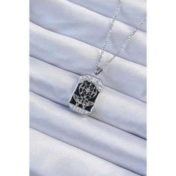 Clariss 316L Çelik Zincir Gümüş Renk İşlemeli Siyah Mineli Tarot Kolye
