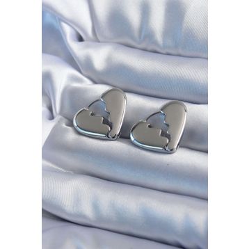 Clariss BKP8083 Gümüş Renk Kırık Kalp Model Pirinç Kadın Küpe
