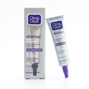 Clean&Clear 15 ml Akne Sorunlarında Yardımcı Jel