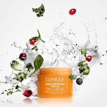 Clinique Superdefense SPF25 50 ml Kuru Ciltler İçin Yaşlanma Karşıtı Nemlendirici Krem