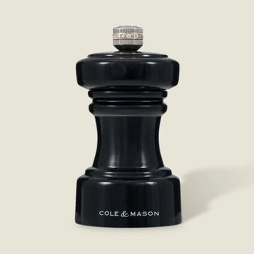Cole & Mason Hoxton Parlak Siyah 104 mm Biber Değirmeni