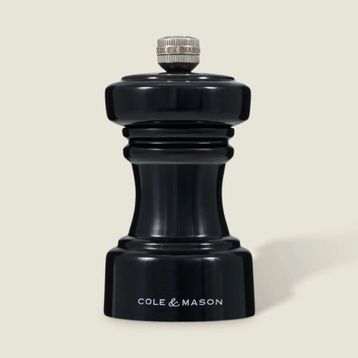 Cole & Mason Hoxton Parlak Siyah 104 mm Tuz Değirmeni