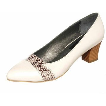 Costo Shoes KDR1813 Beyaz Yılan Baskılı Büyük Numara rahat Geniş Kalıp Yeni Sezon Kadın Ayakkabı