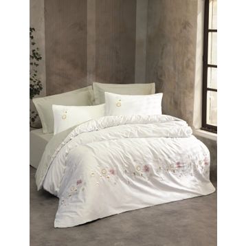 Cotton Box Jenika Mint 3D Nakışlı Saten Çift Kişilik Nevresim Takımı