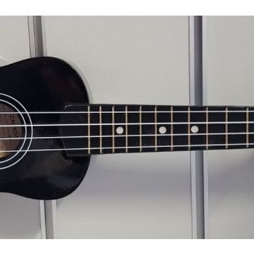 Cremonia AU01L-21BK Soprano Ukulele