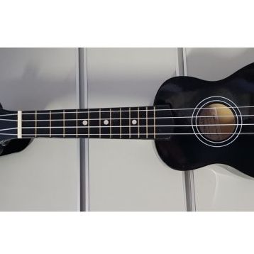 Cremonia AU01L-21BK Soprano Ukulele