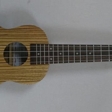 Cremonia AU34L-21 Soprano Ukulele