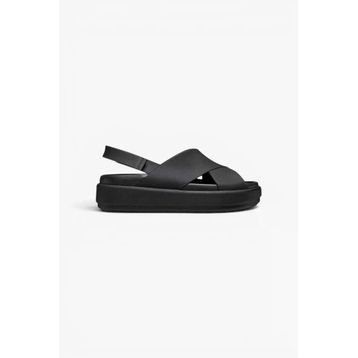 Crocs 209407-060 Brooklyn Luxe Cross Strap Siyah Kadın Terlik