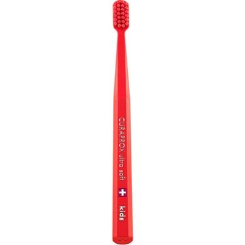 Curaprox CS 5500 Ultra Soft Kırmızı Çocuk Diş Fırçası