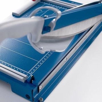 Dahle 561 Kollu Kağıt Kesme Makinesi