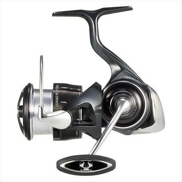 Daiwa Luvias 24 LT 3000 PC Spin Olta Makinesi