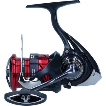 Daiwa Ninja 23 LT 2500 Siyah Spin Olta Makinesi